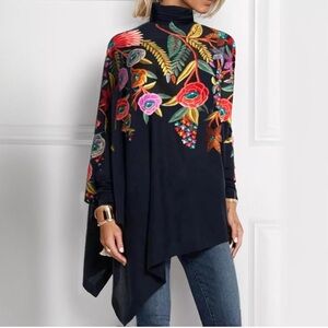 Floral  Black Turtleneck Poncho